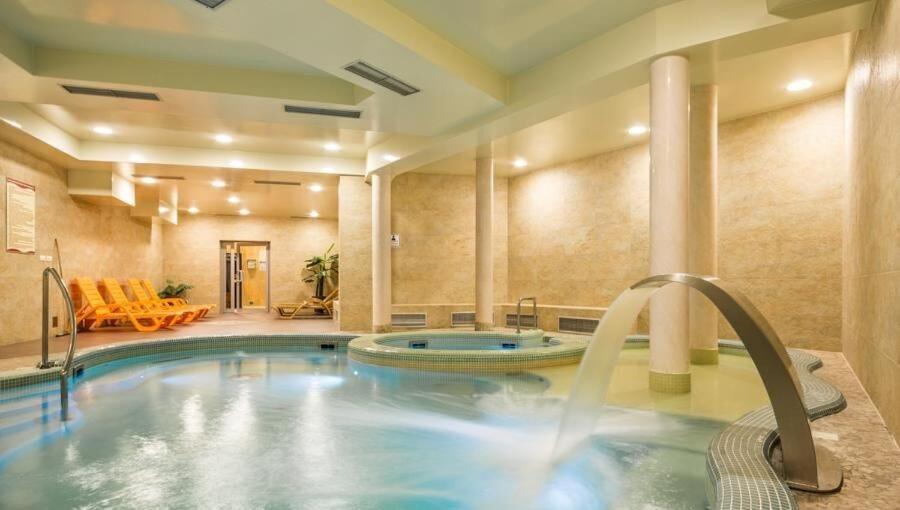 Holiday Spa Zakopane Gorace Zrodla Spa Exterior photo
